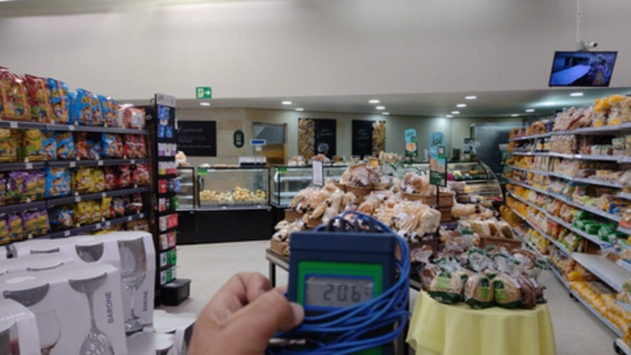 Medição e controle de temperatura em loja de varejo